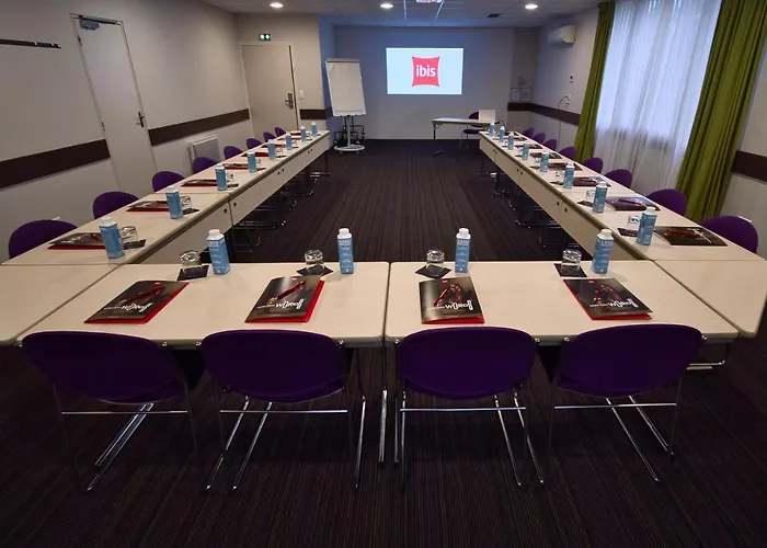 Ibis Chartres Ouest Luce
