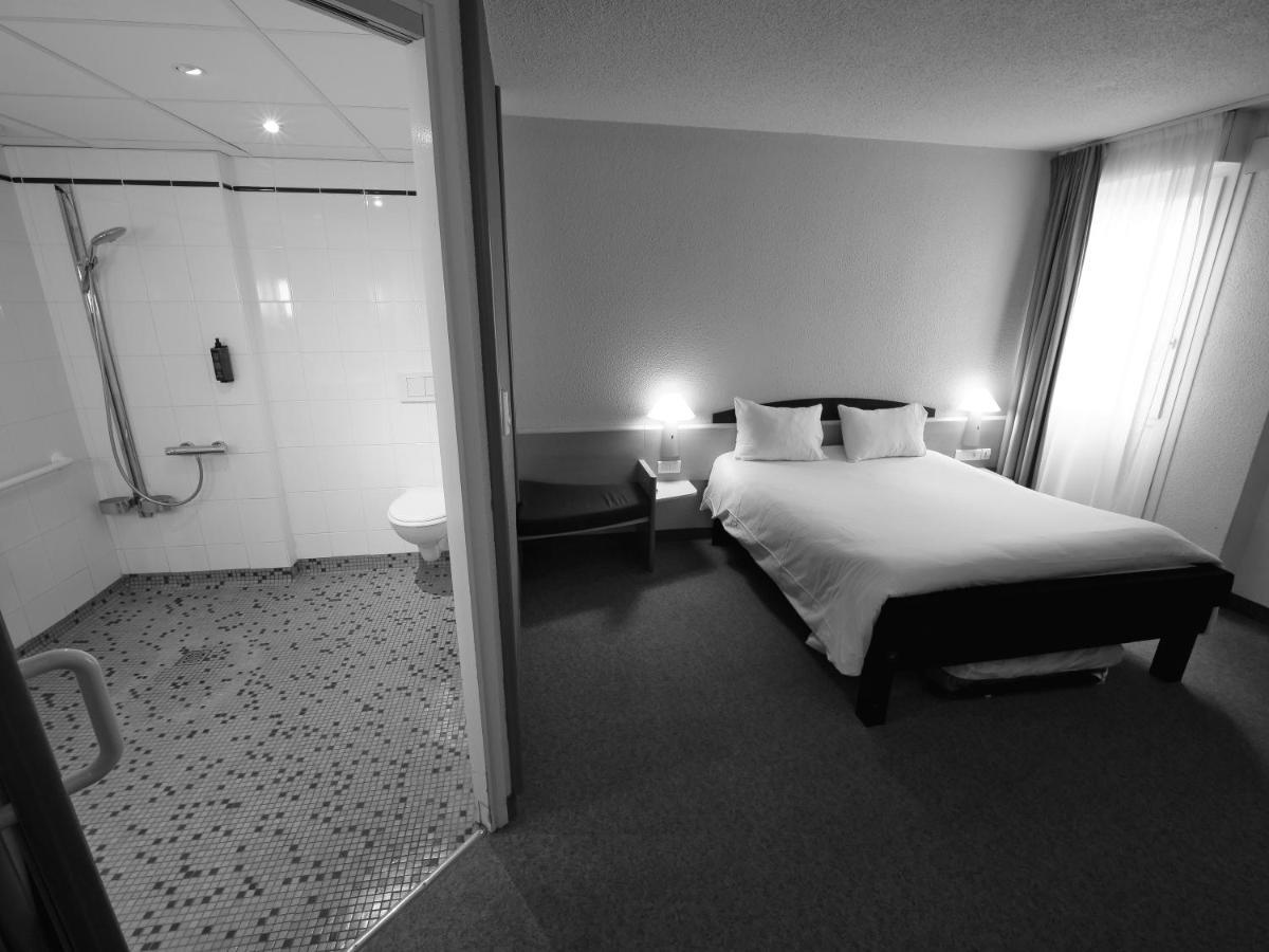 Ibis Chartres Ouest Hotel 3*