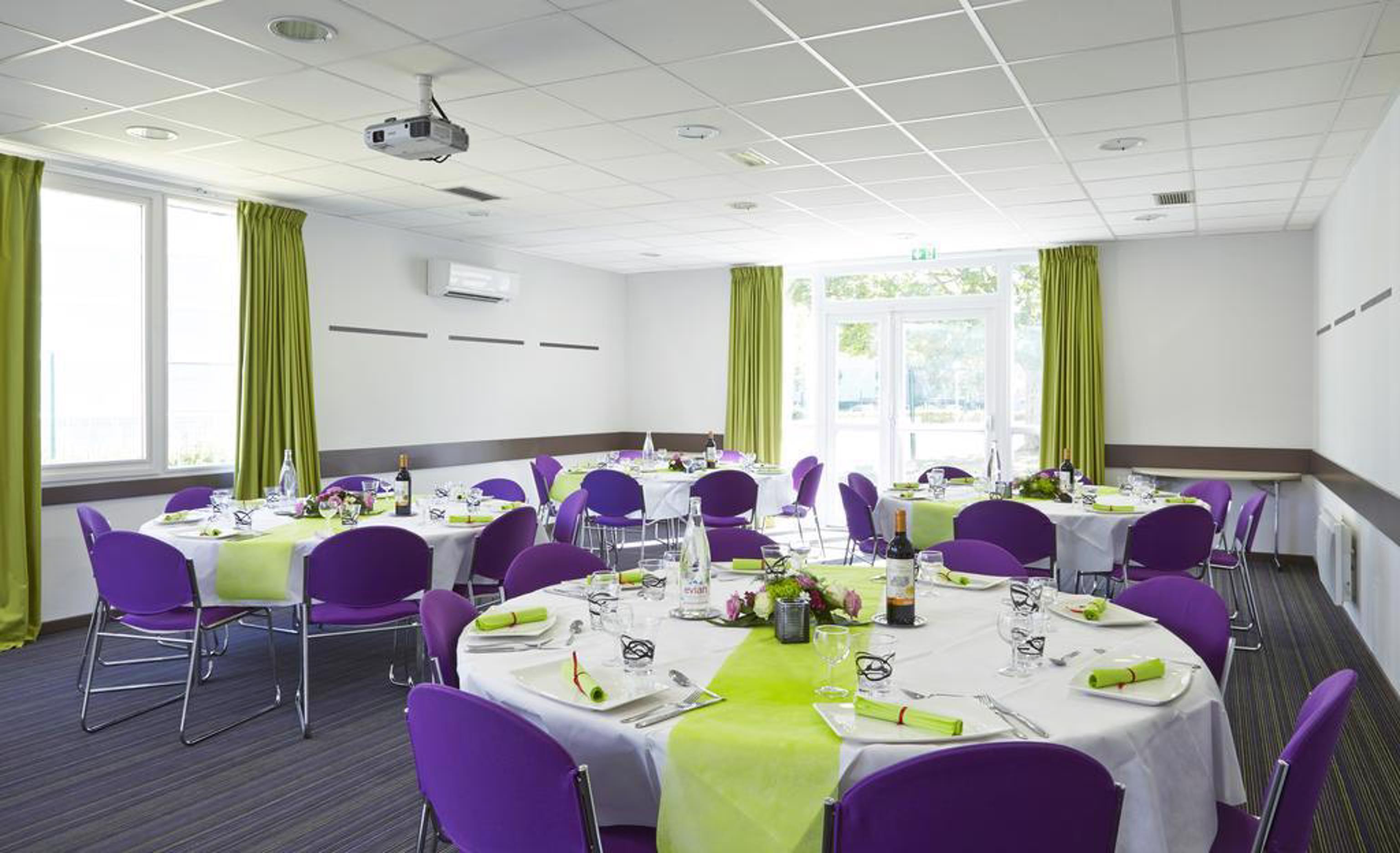 Ibis Chartres Ouest