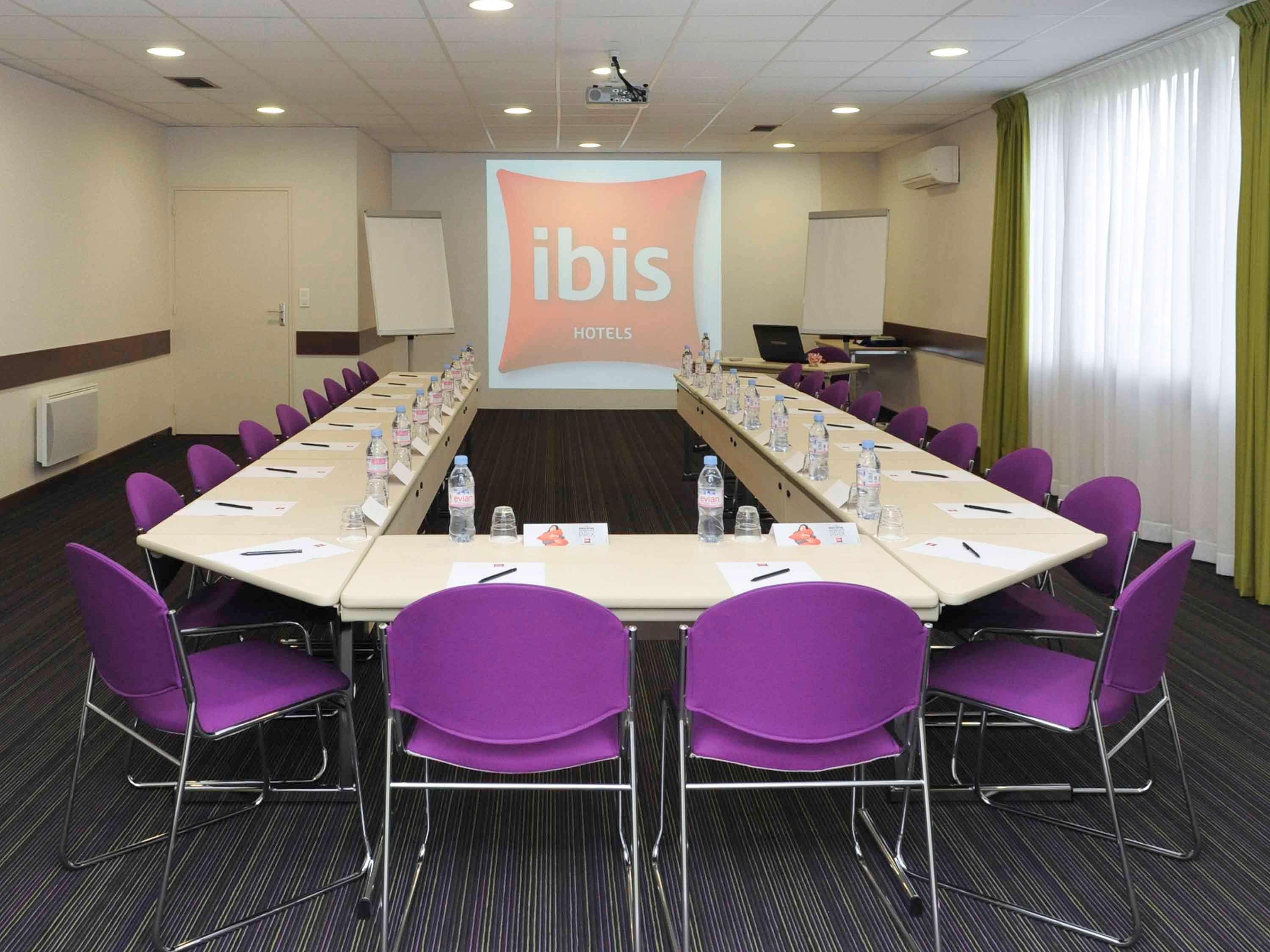 Ibis Chartres Ouest Hotel Lucé