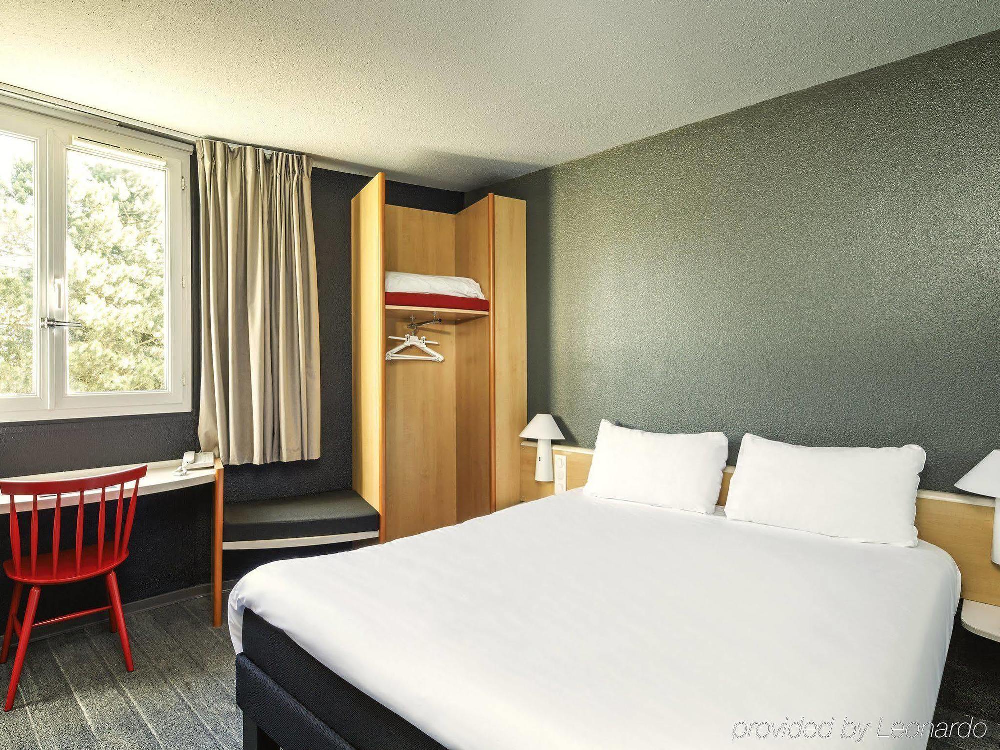 Hotel Ibis Chartres Ouest